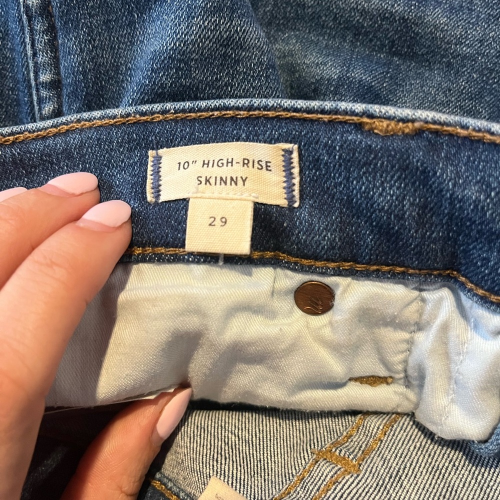 10" High-Rise Skinny Jeans in Bradshaw Wash - Picture 10 of 10